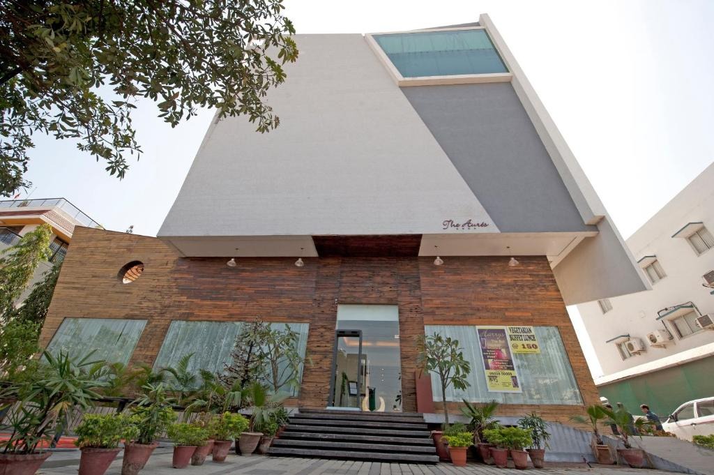 THE AURES HOTEL & BANQUET AURANGABAD